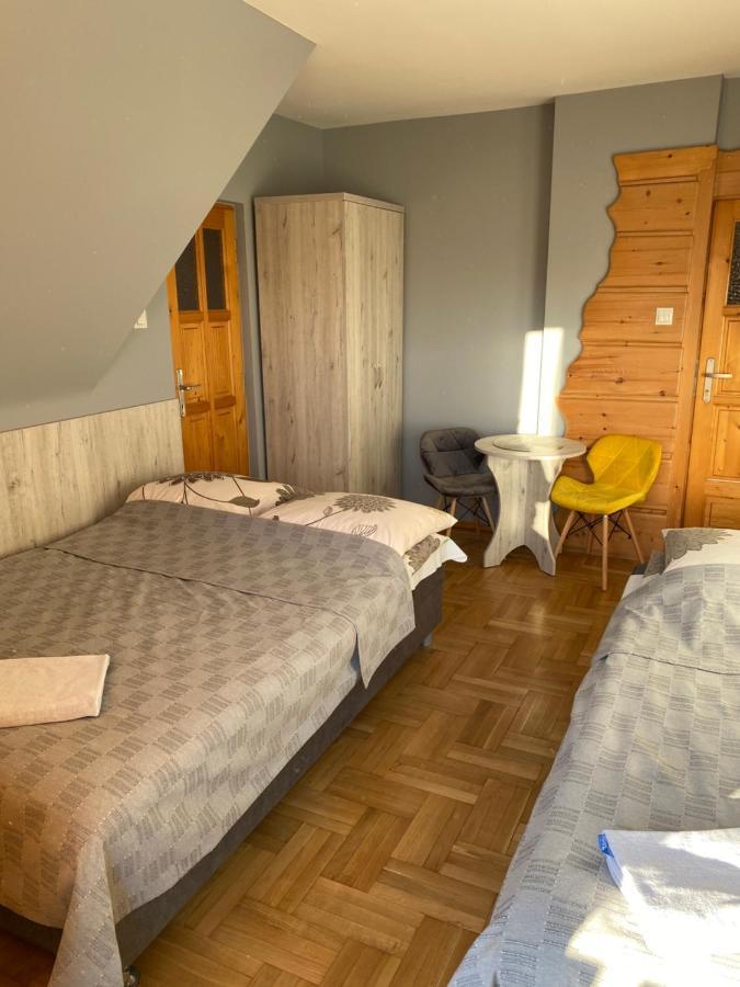Pokoje Goscinne Madzia Poronin Exterior foto