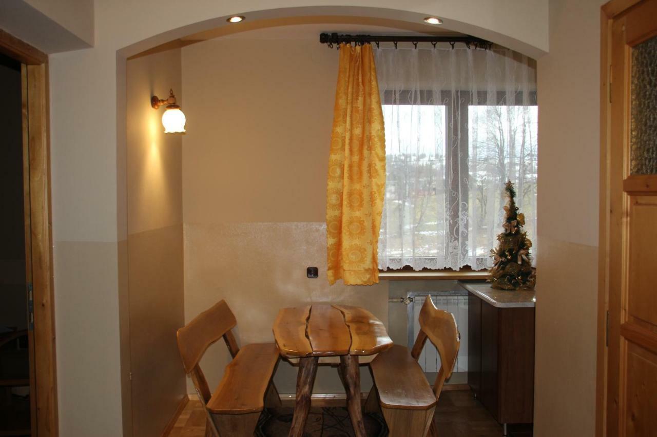 Pokoje Goscinne Madzia Poronin Exterior foto